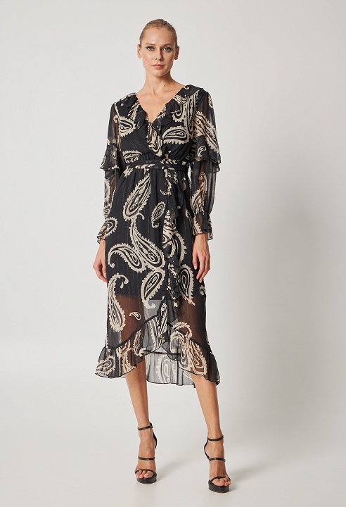 Midi dress with paisley pattern