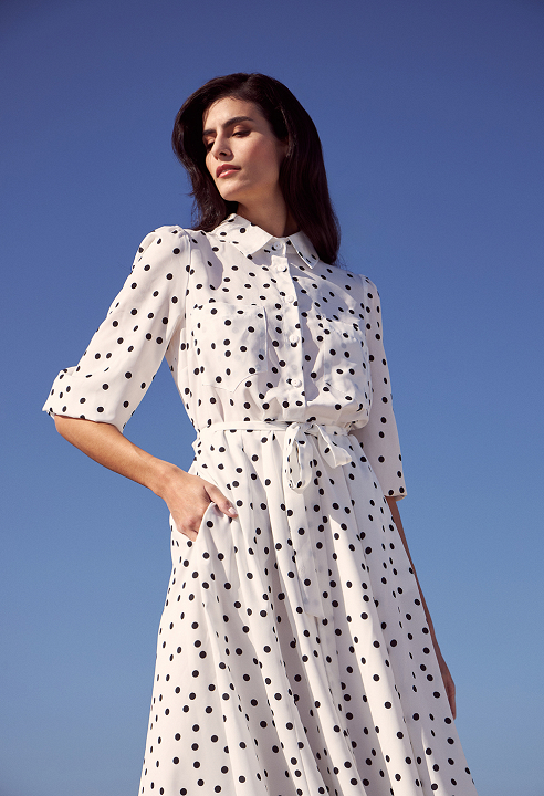 Polka dot dress with buttons
