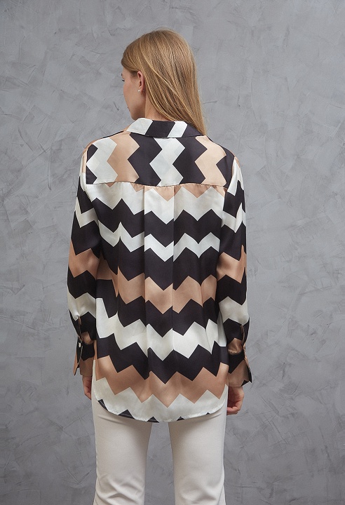 Satin shirt with geometric pattern