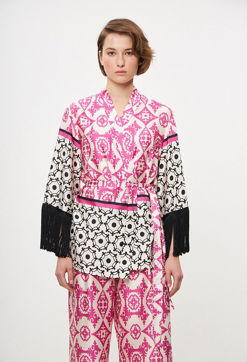 Printed kimono with fringe
