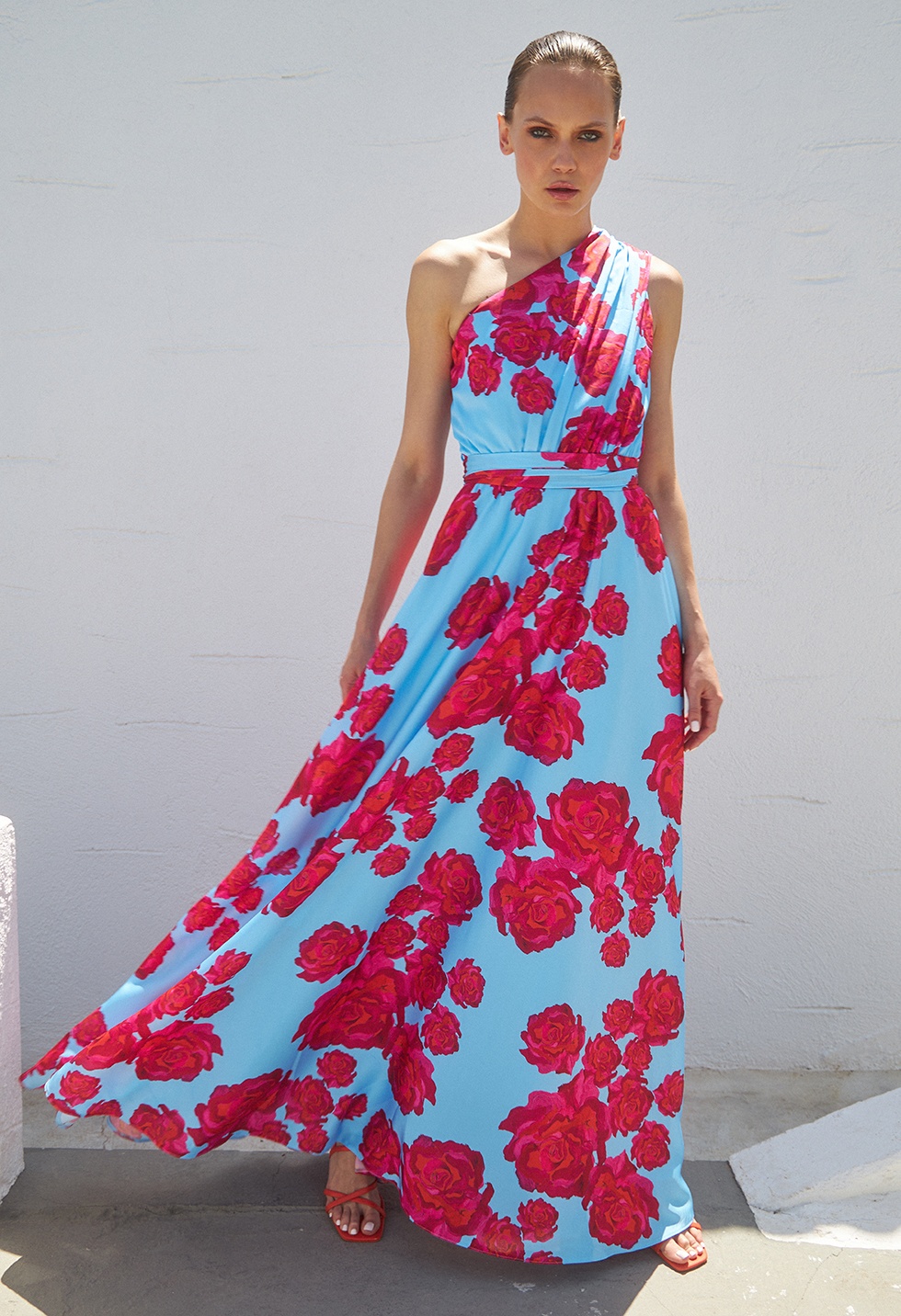 Σατινέ φόρεμα με λουλουδια