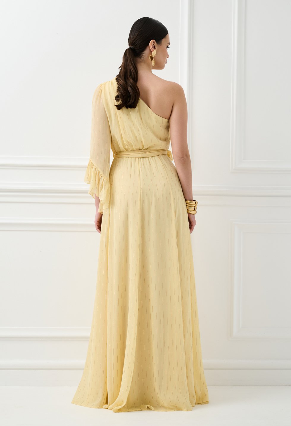 Maxi one-shoulder dress in pastel yellow | Desiree