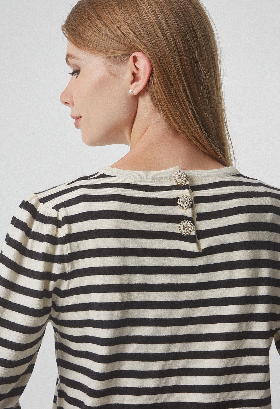 Knitted blouse with stripes