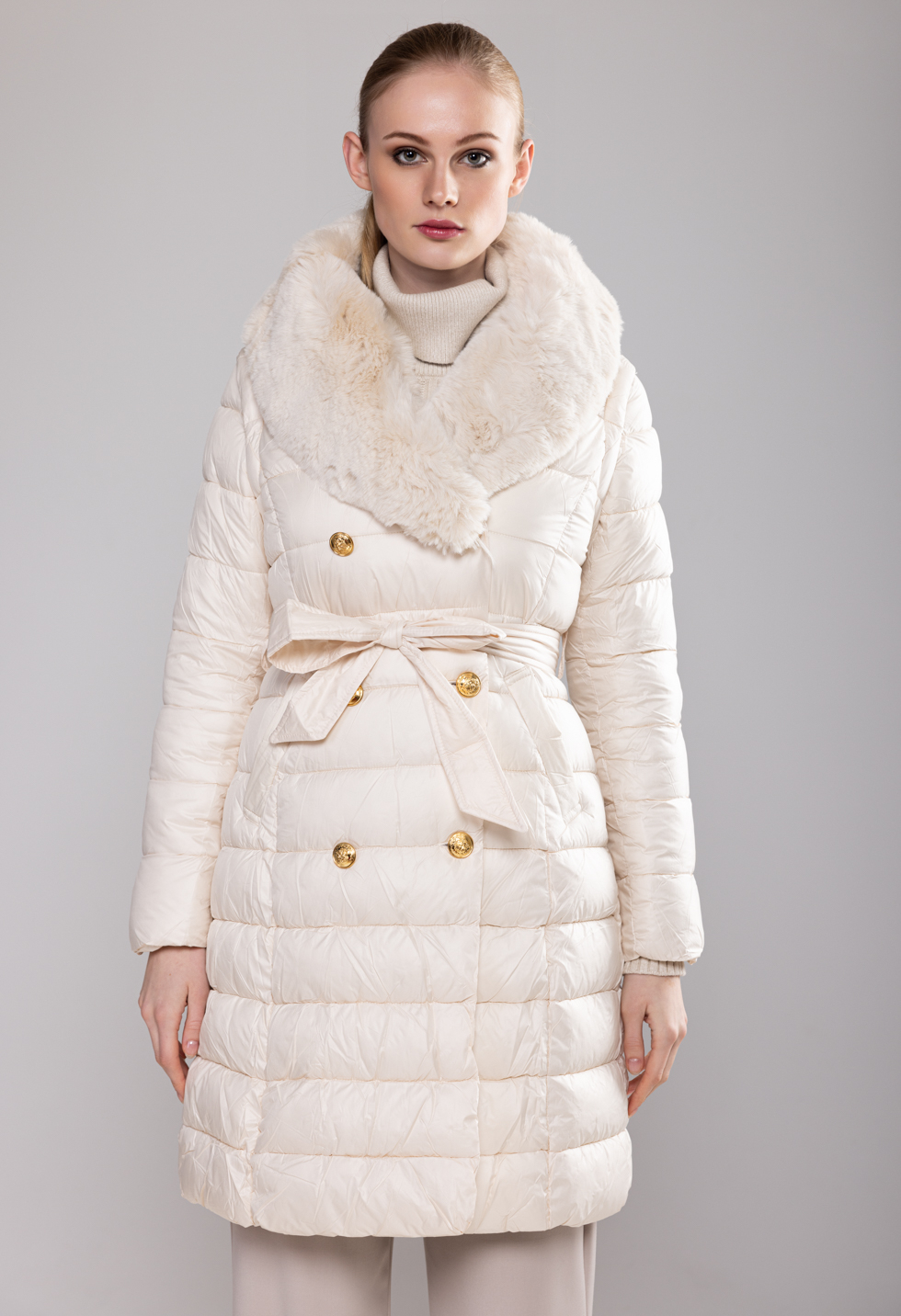 Jacket with fur collar and gold buttons
