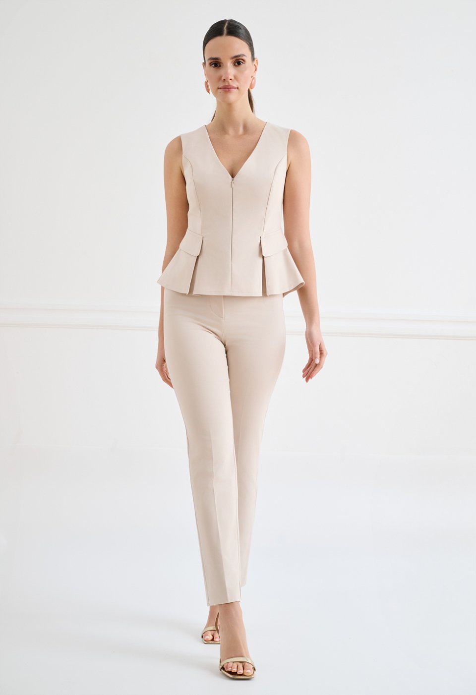 High-waisted cigarette trousers