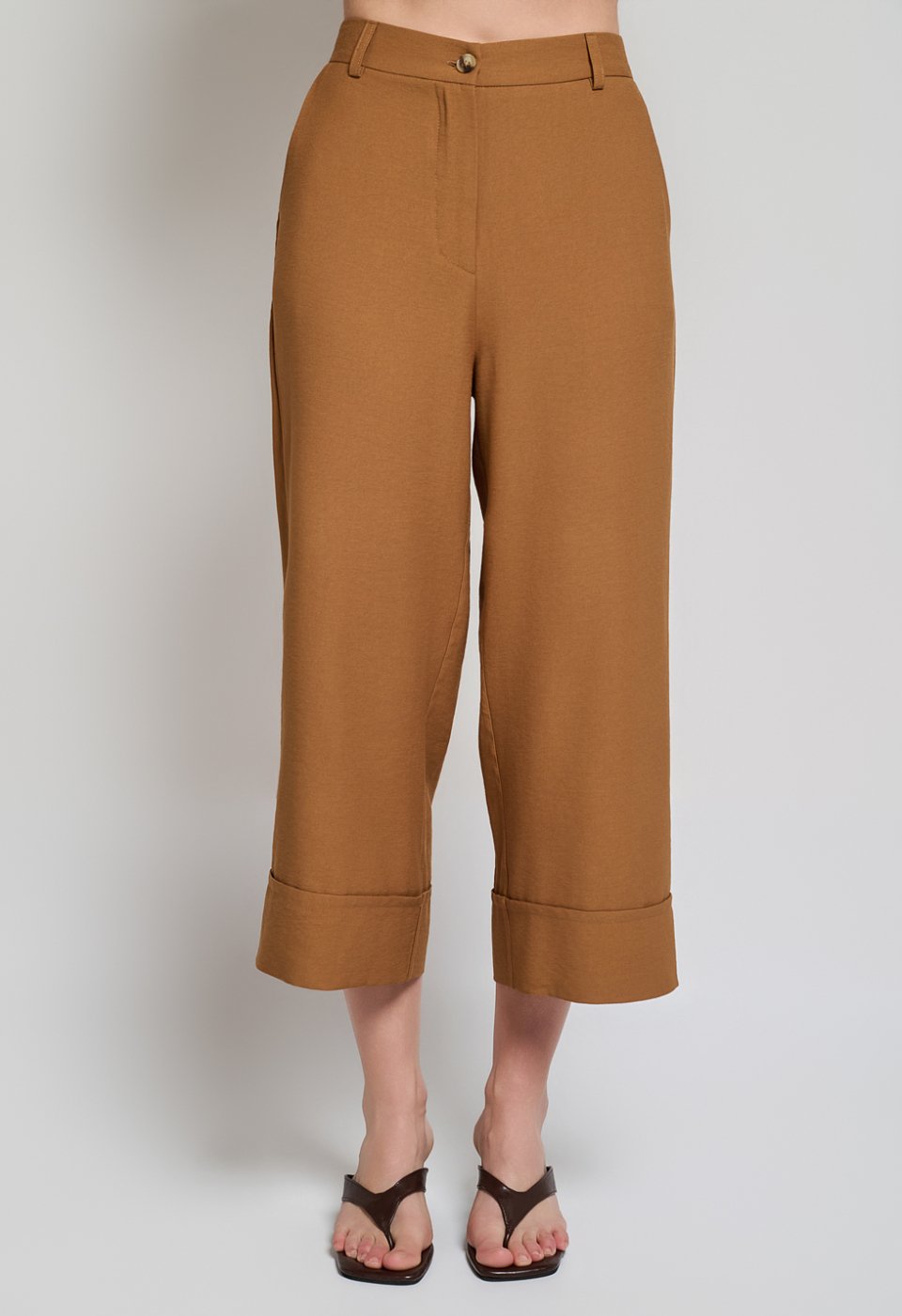 Vest and culotte pants set