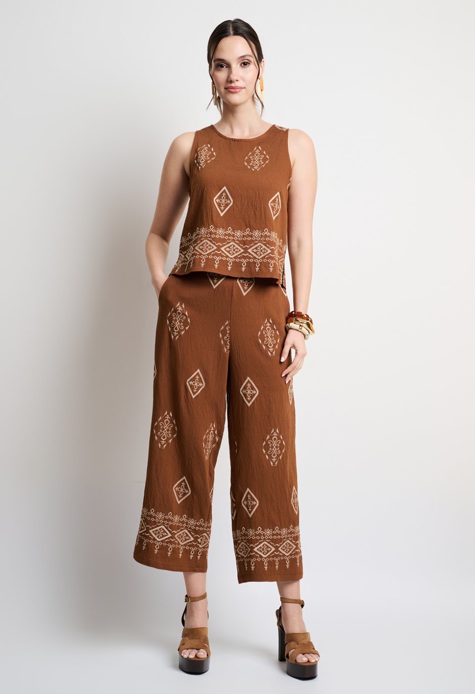 Boho printed set featuring a top and wide-leg trousers in brown tones