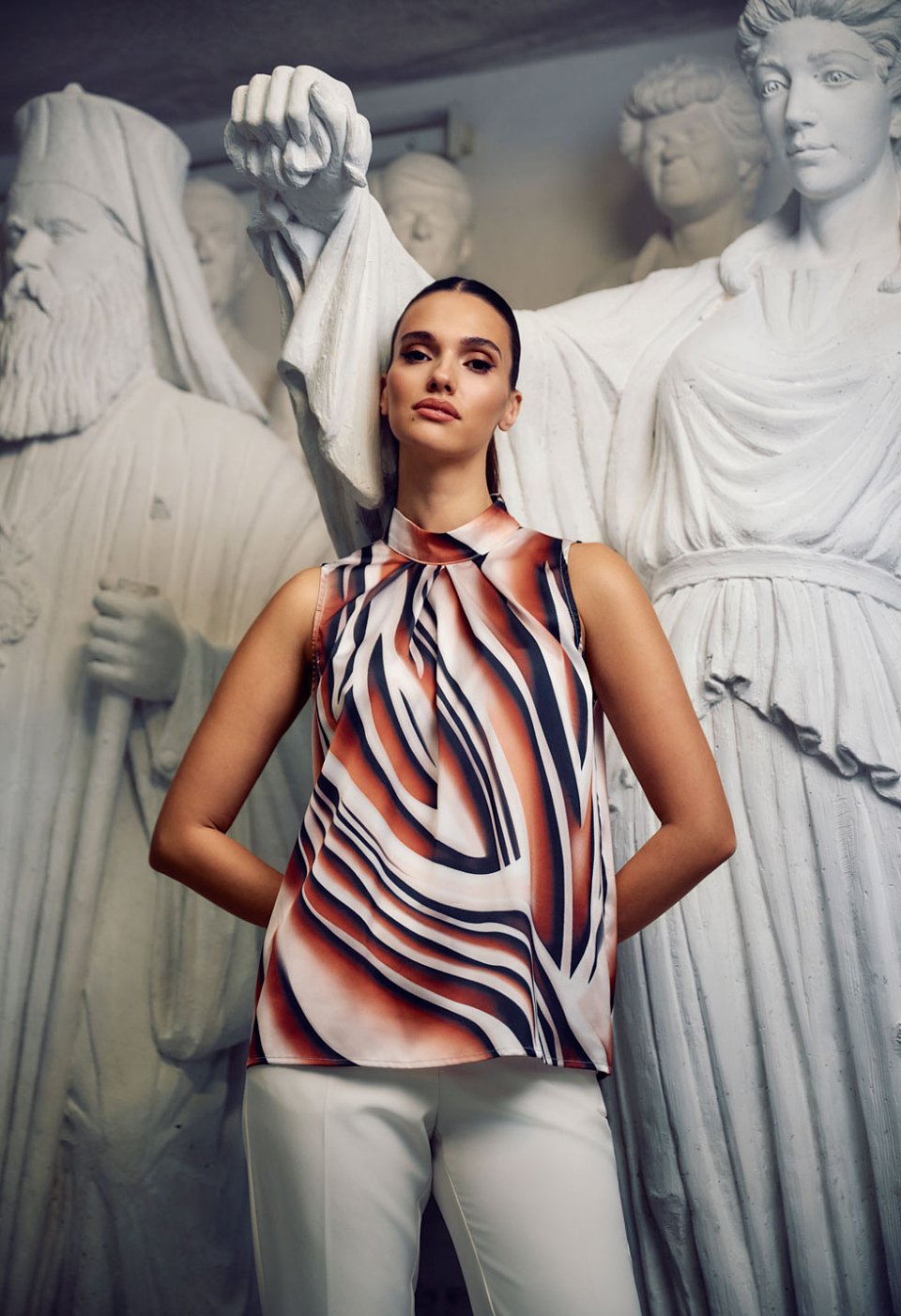 Sleeveless top with abstract pattern