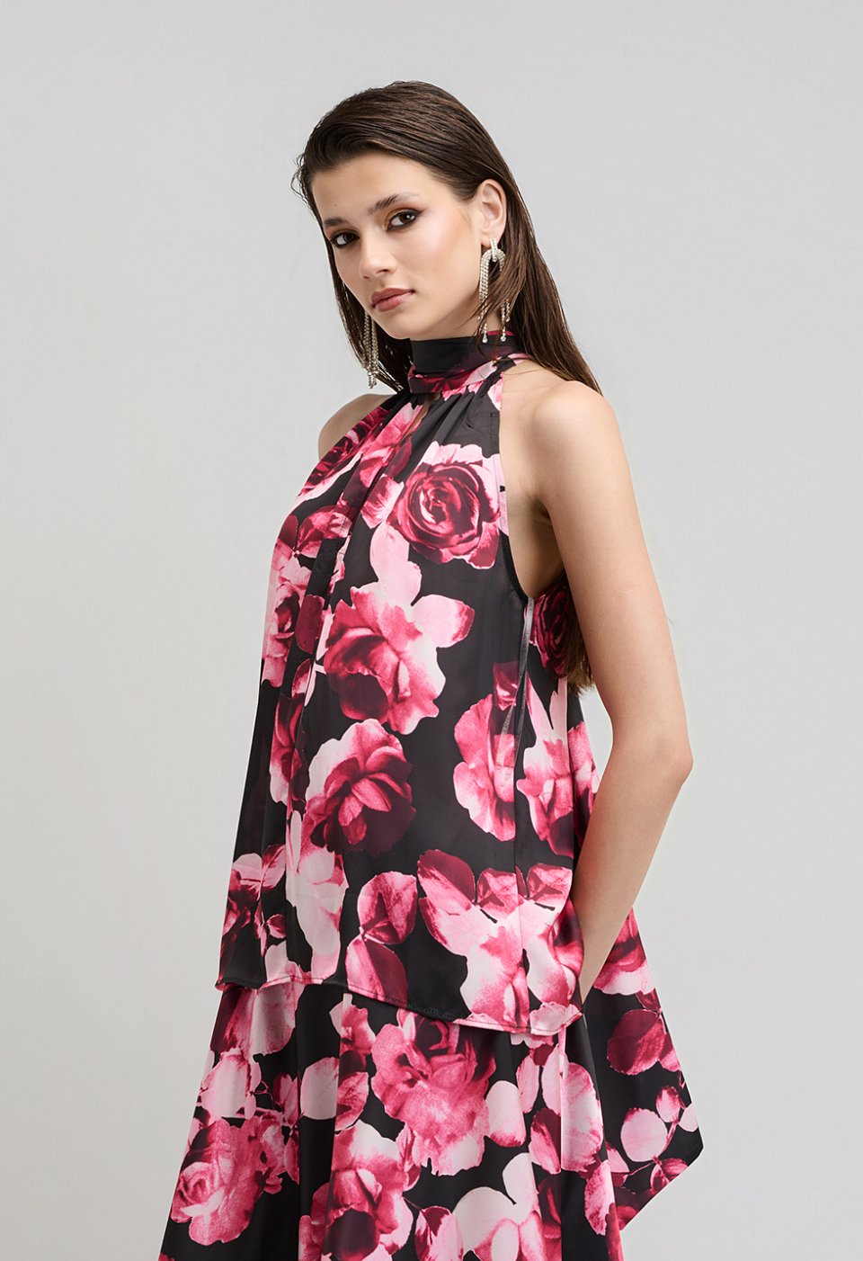 Floral satin halter top με δέσιμο