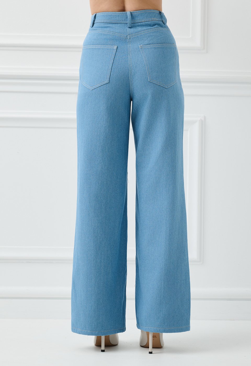 High-waisted wide-leg denim pants