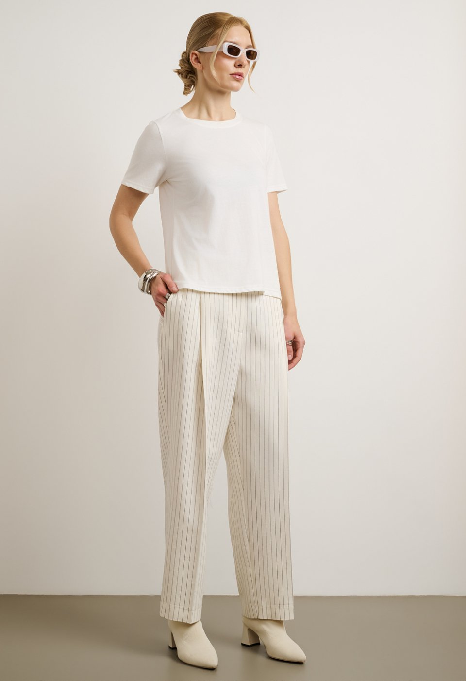 Short-sleeve T-shirt with round neckline