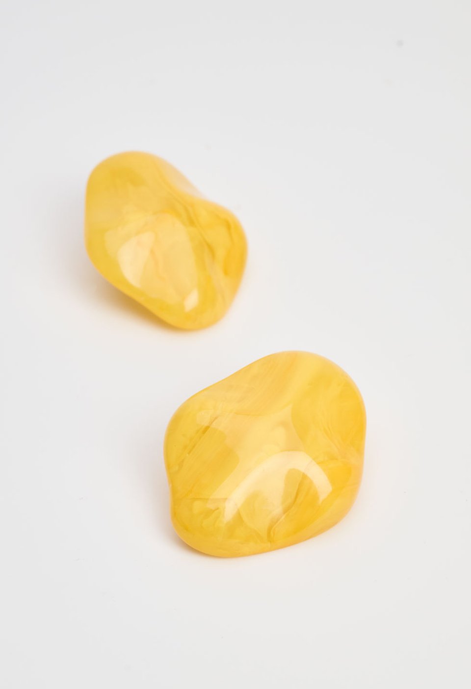 Clip-on σκουλαρίκια με marble εφέ