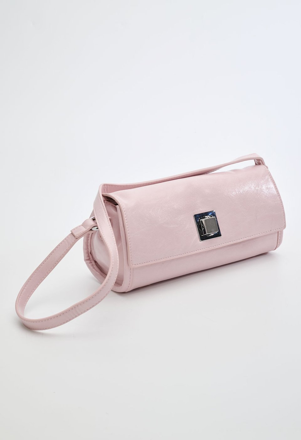 Pink shoulder bag with metal clasp