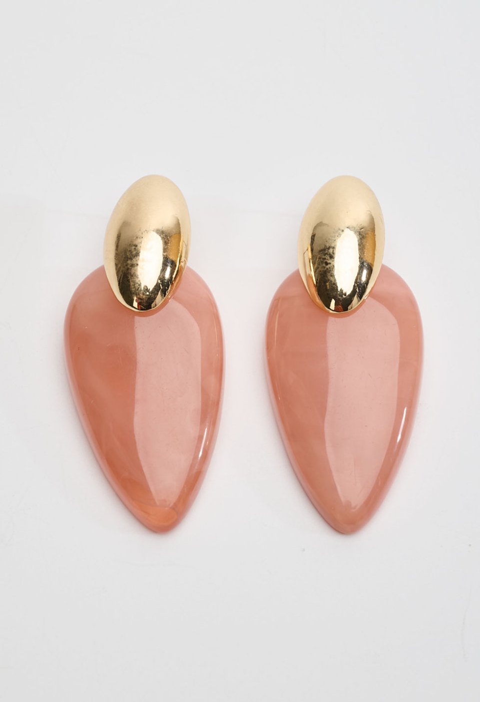 Pink drop earrings with gold finish