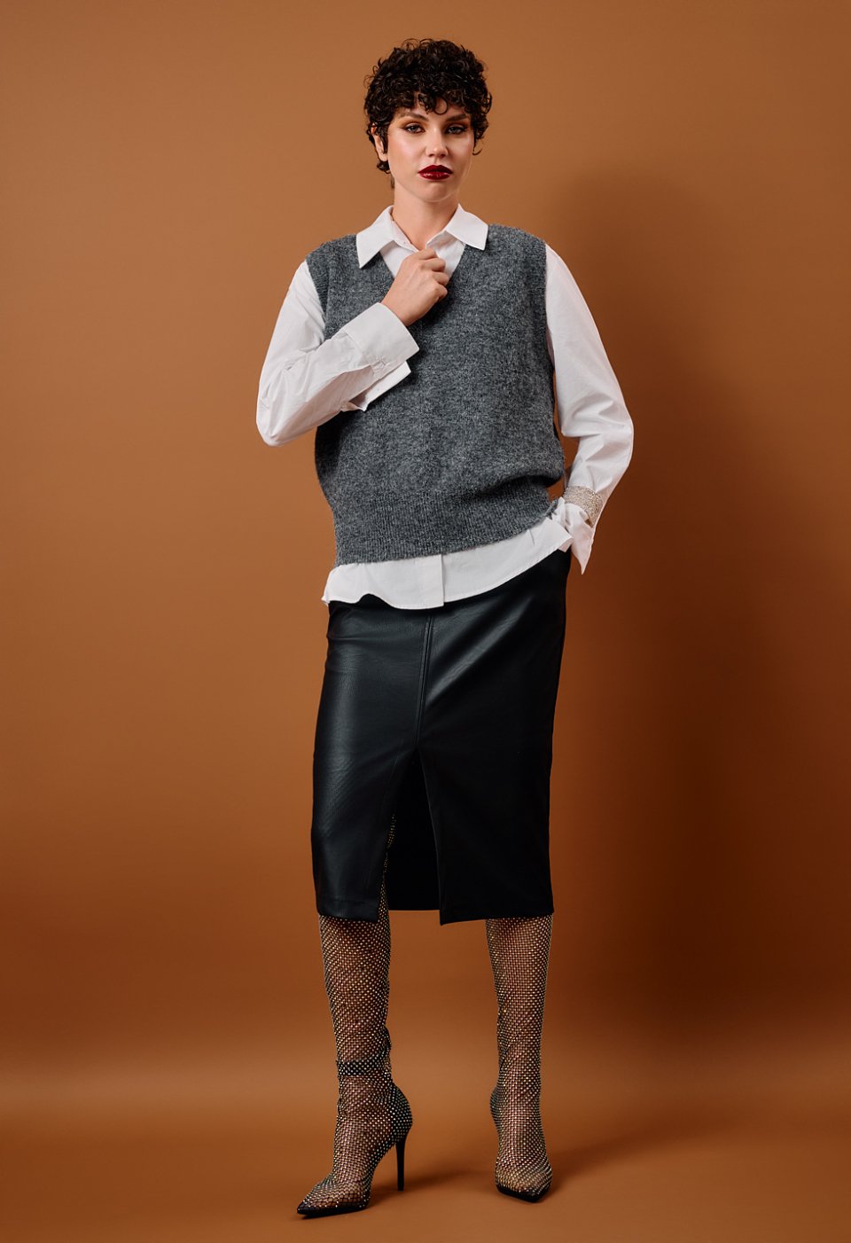 Midi skirt with slit
