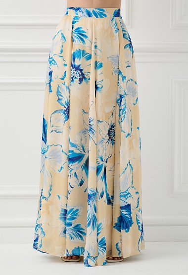 Maxi floral skirt in a pastel yellow shade