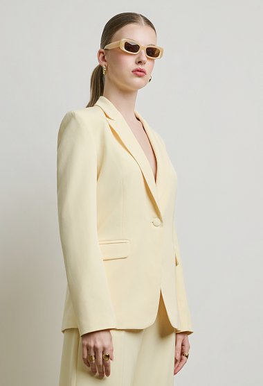 Straight-cut blazer