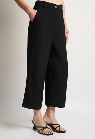 Vest and culotte pants set