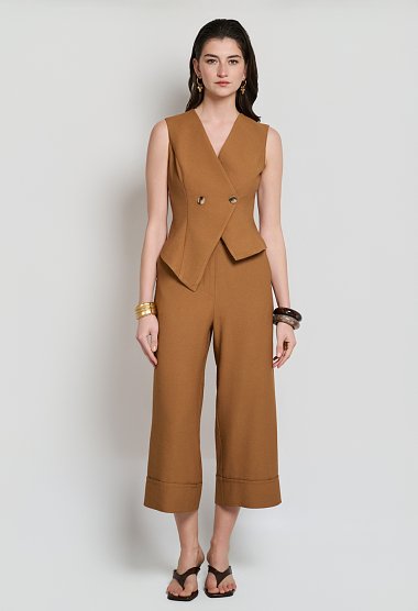Vest and culotte pants set