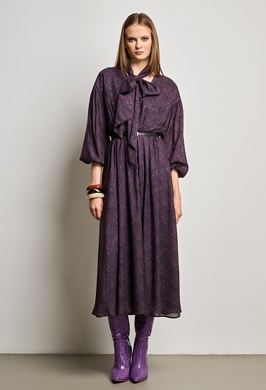 Long printed dress with belt