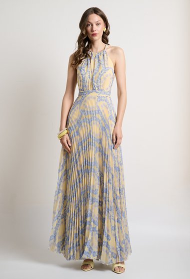 Pleated maxi dress with print and halter neckline