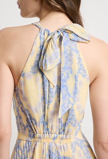 Pleated maxi dress with print and halter neckline
