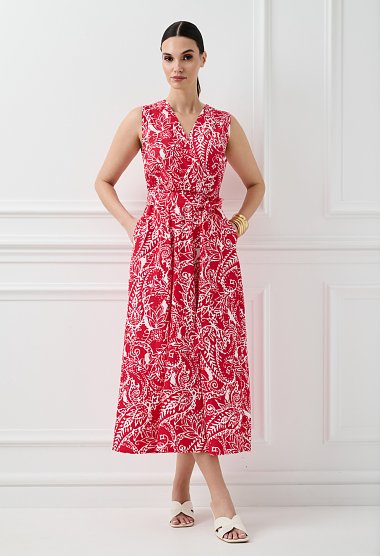 Printed midi dress with a belt