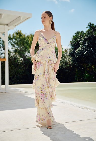 Floral maxi dress with straps and ruffles