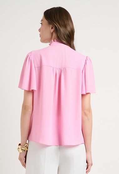Blouse with ruffle detail and short sleeves