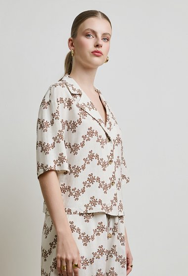 Short-sleeve printed shirt