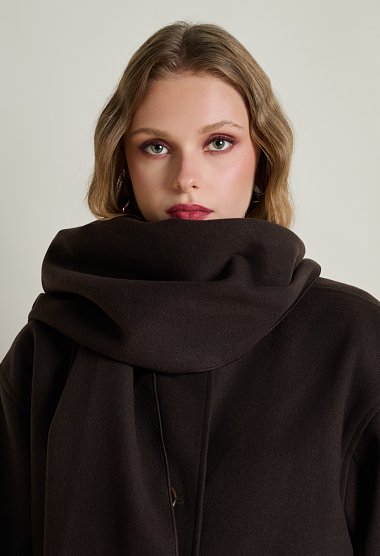 Long oversized coat with scarf