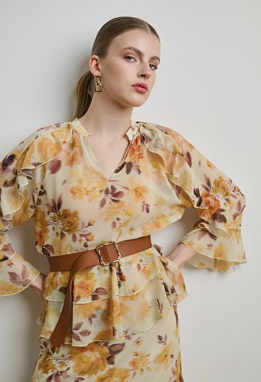 Floral μπλούζα με βολάν