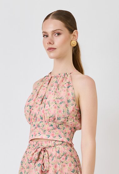 Floral halter crop top με σούρες