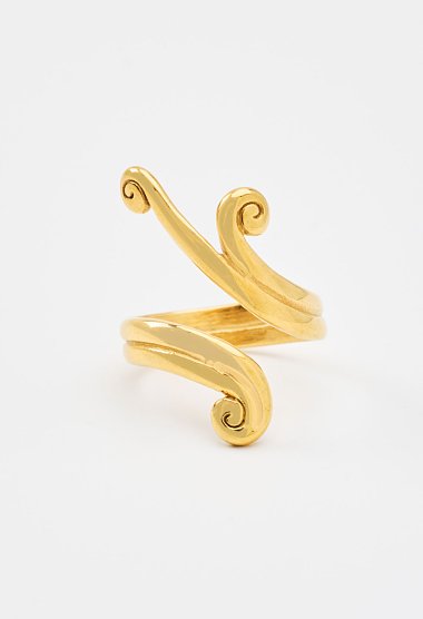 Ring with a spiral design
