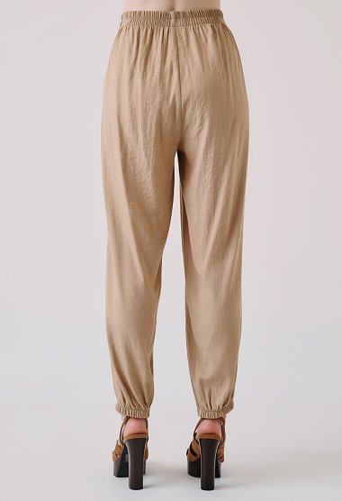Flowy trousers with an elastic waistband