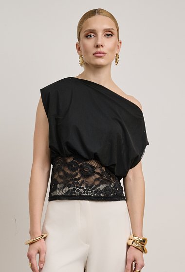Asymmetric top with lace trim