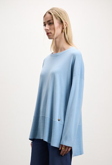 Long oversized knitted top