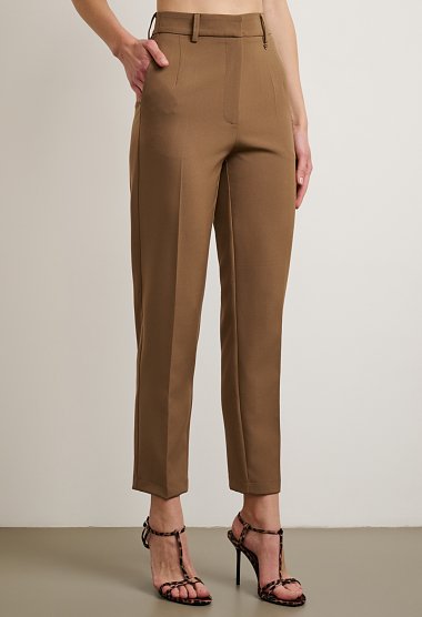 Straight-leg trousers