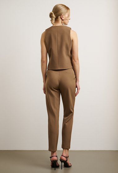 Straight-leg trousers