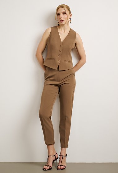 Straight-leg trousers
