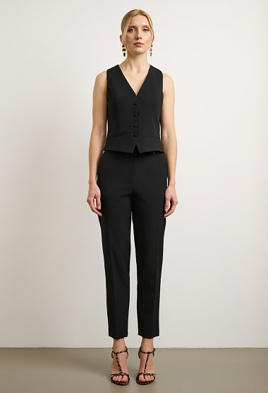 Classic-cut vest