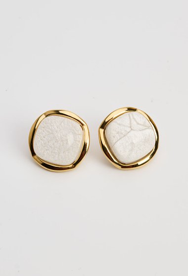 Gold earrings with white marble stone