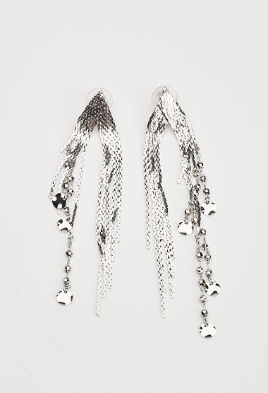 Long earrings with chains and hammered details