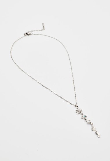 Necklace with dangling motifs and crystal details