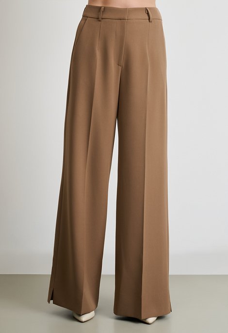 Pleated fabric trousers
