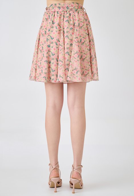 Floral mini skirt with a waist belt