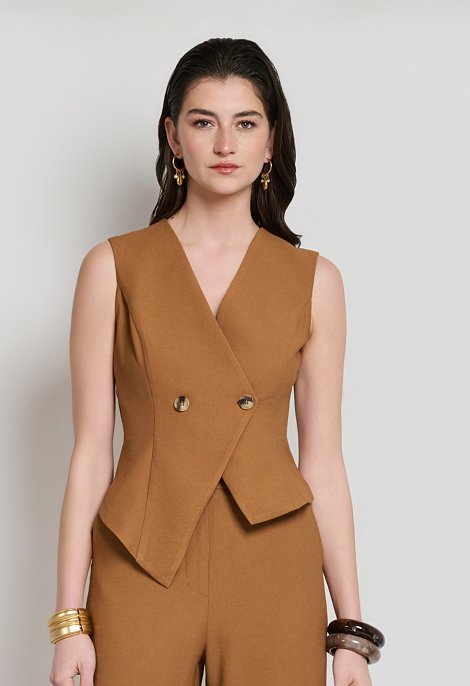 Vest and culotte pants set