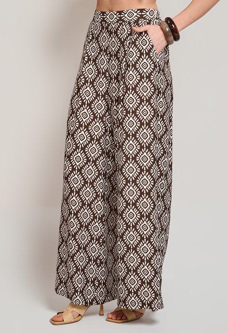 Printed wrap top and trousers set