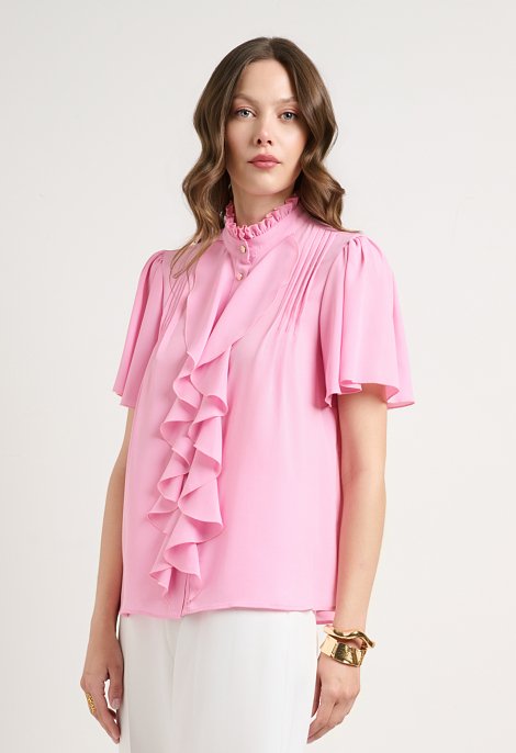 Blouse with ruffle detail and short sleeves