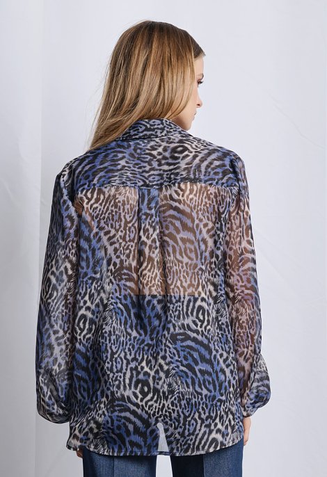 Blouse with animal print